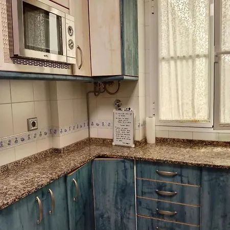 Apartment Top Center *